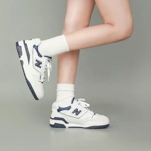 New Balance 550 Navy Mens Sz 5/ Womens Sz 7